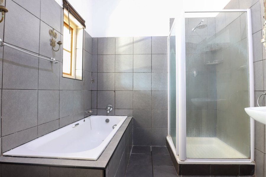 3 Bedroom Property for Sale in Glenlilly Western Cape